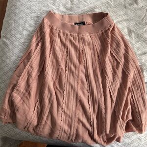 Express pleated skirt